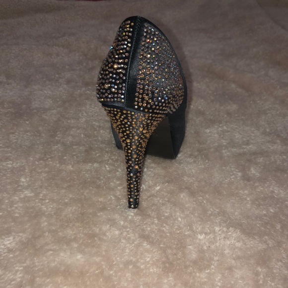 Steve Madden heels - Picture 3 of 5